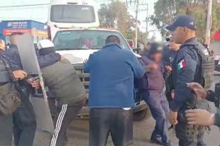 #Edoméx: Transportistas intentan liberar de corralón unidades y agreden a policías