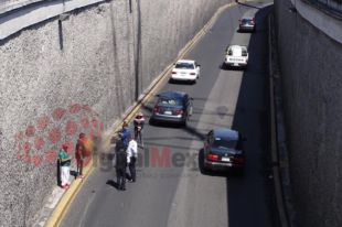 Brutal accidente de motociclista en Toluca