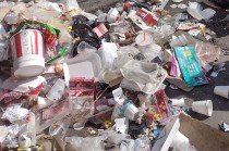 Hasta 339 mil pesos de multa por regalar plásticos