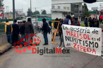 Autoridades de tránsito exhortan a extremar precauciones y utilizar vías alternas mientras continúa la protesta estudiantil.