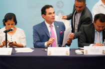 Enrique Vargas votó en contra de las reformas a la Ley de Amparo, al considerar que representan un retroceso en la defensa de los derechos de los ciudadanos