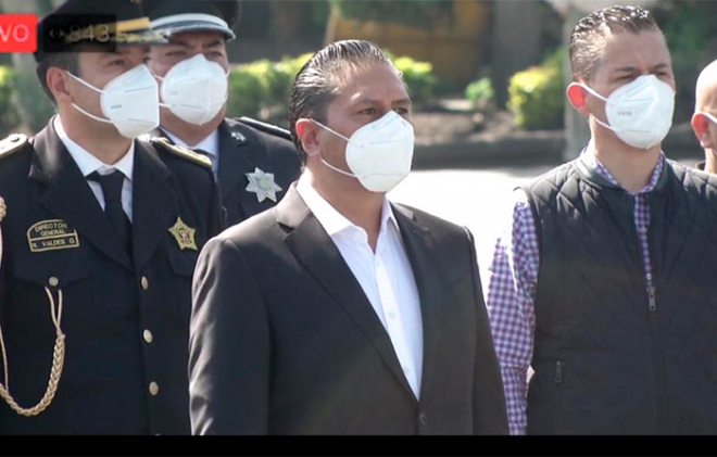 Rinde homenaje alcalde de #Toluca a muertos por #Covid-19