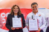 El presidente municipal de Coacalco, David Sánchez Isidoro, y la presidenta del Comité Olímpico Mexicano, María José Alcalá Izguerra, firmaron el primer convenio de colaboración entre el organismo olímpico y un municipio para fortalecer el desarrollo de atletas y entrenadores.