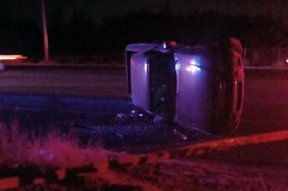 A pesar de la llegada de los paramédicos de Protección Civil, confirmaron el fallecimiento de la persona en el lugar.