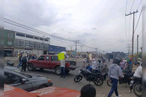 Los inconformes, entre ellos integrantes del Sindicato 22 de Octubre, piperos y transportistas, bloquearon la carretera federal 115 México-Cuautla y accesos al centro de Chalco.