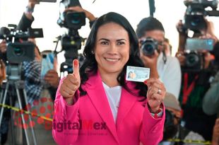 Vota Alejandra Del Moral en Cuautitlán Izcalli