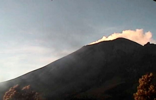 Mantiene fumarolas el Popocatépetl