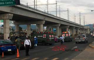 Choque de ambulancia militar deja dos lesionados en la #México-Toluca