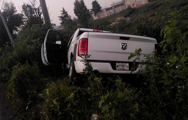 #Video: Choque provoca volcadura en Texcoco; tres lesionados