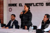 La alcaldesa Guadalupe Díaz Avilés encabezó la conferencia “Donde el Conflicto se Transforma en Acuerdo”.