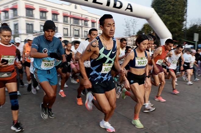 El Primer Medio Maratón por el Orgullo de Ser Mazahua ofertó una bolsa de premios cercana a los 100 mil pesos.