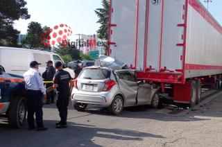 El accidente sucedió a la altura de Plaza Sendero, con dirección a Paseo Tollocan.