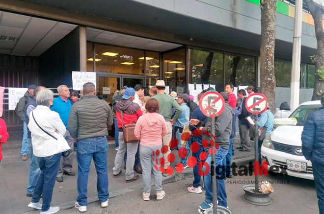 Manifestación de pensionistas de ISSEMYM