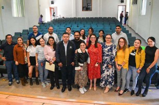 Laura Benhumea consideró que este programa editorial, implicaría además la reestructura de la Oficina de Conocimiento Abierto.