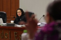 En el marco de la sesión, las consejeras también hicieron un pronunciamiento en el Día Internacional de la Mujer