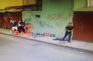 #Video: Momento de huida de asaltantes en joyería de Galerías #Metepec