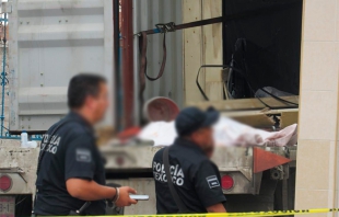 Hombre muere aplastado por un contenedor en Texcoco