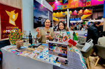 La entidad presentó rutas, artesanías y su mezcal con denominación de origen en la feria turística más importante del mundo
