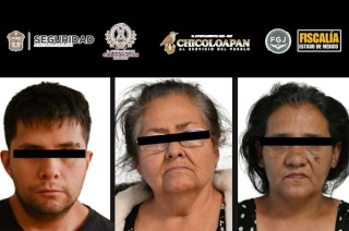 Carlota “N” y sus hijos, Eduardo “N” y Mariana “N”, durante su presentación ante la Autoridad Judicial en Chalco