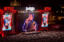 Netflix y el Gobierno capitalino proyectan concierto histórico del “Divo de Juárez” y exposición inédita