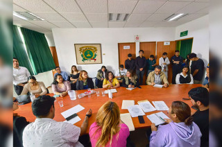Rectora Martha Patricia Zarza reconoce la valentía y el compromiso del estudiantado, quienes priorizan el diálogo y la transformación como ejes del cambio universitario.