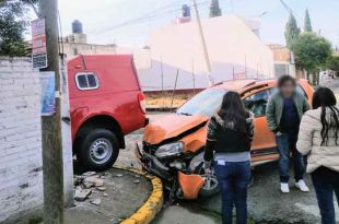 El choque se dio entre una unidad Crossfox y una Ford Pickup.