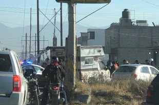 El accidente tuvo lugar sobre la Avenida Emiliano Zapata esquina con calle Tlalnepantla.