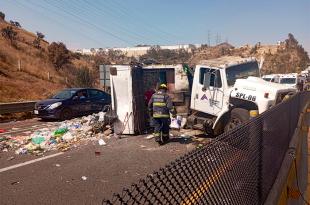 El accidente se registró a la altura del kilómetro 15 de la autopista