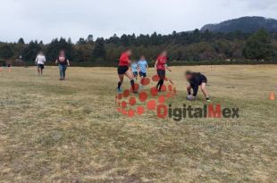 Esta actividad es de carácter recreativa y formativa, orientada al entretenimiento de quienes dan sus primeros pasos en este deporte.