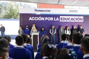 Padres de familia reconocieron la labor de Romina Contreras y su responsabilidad con la niñez al impulsar la mejora de los planteles.