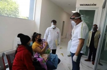 Menor de 17 años da a luz en un automóvil y recibe atención en la nueva Clínica Materno Infantil de Ecatepec