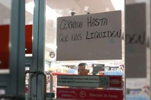 Representantes de la tienda acordaron una reunión para atender la queja de la empleada de nombre Alin.