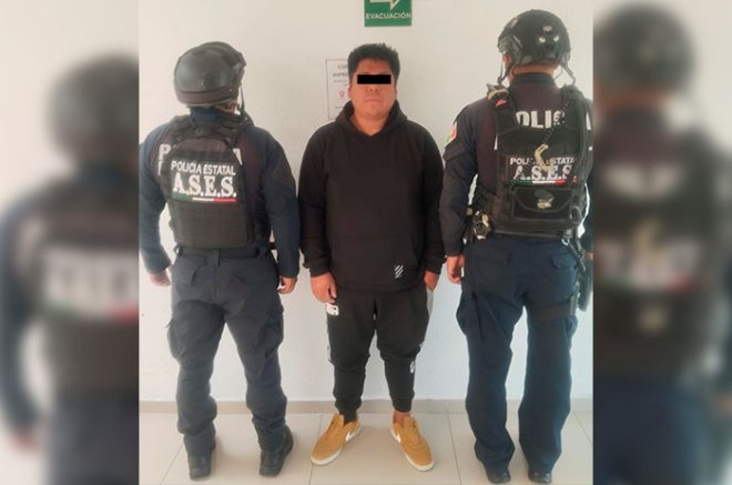 Al detenido le aseguraron una réplica de revólver, cartuchos porta balines, un bóxer metálico y una navaja; fue presentado ante el Ministerio Público.