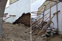 #Alerta: #Video: Construcción de &quot;Plaza del Mariachi&quot; en Calimaya causa daños a barda; familias temen por su integridad