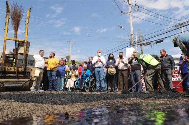 Se rehabilitarán 705 calles y avenidas de 195 colonias del territorio municipal.