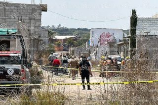Operativo en Santa Catarina por posible atrapamiento en túnel clandestino.