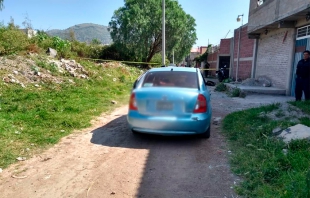 Matan a dos mujeres y un hombre dentro de auto en La Paz