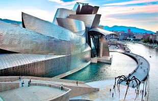Museo Guggenheim de Bilbao, abre sus puertas con medidas extremas de seguridad sanitaria