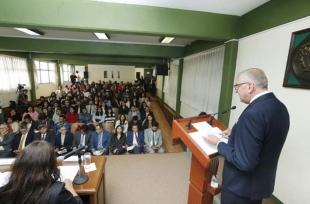 Fernando del Paso forjó una catedral de signos en cada obra: Quirarte