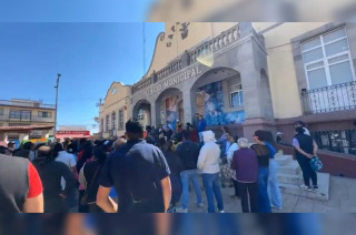 Organizaciones civiles y vecinos han solicitado la intervención de la Comisión de Derechos Humanos del Estado de México (CODHEM) y piden medidas de protección para la víctima.