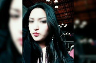 En un semáforo, dos hombres en motocicleta se acercaron y le dispararon directo a la cabeza.