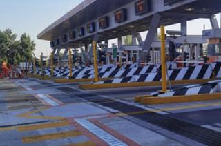 Legisladores de Morena calificaron como un acto de insensibilidad y un insulto al pueblo mexiquense el aumento del peaje.