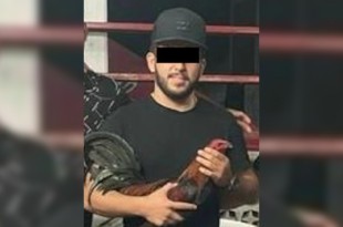 El Departamento de Justicia de Estados Unidos lo acusa de narcotráfico, lavado de dinero y de haber fingido su muerte para evadir a las autoridades, viviendo bajo una identidad falsa en ese país.