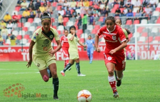 Las águilas rescatan empate en el &quot;templo rojo&quot;