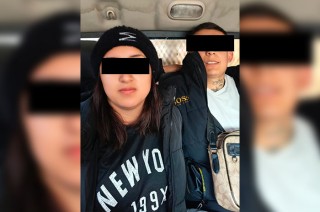 Los detenidos, identificados como Emmanuel &quot;N&quot; y Monserrat &quot;N&quot;, fueron informados de sus derechos y trasladados de inmediato a la Fiscalía General de Justicia
