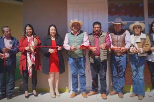 En la Escuela Secundaria &quot;José Ma. Morelos y Pavón&quot;, el edil entregó la construcción de una Barda Perimetral.