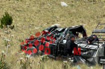 Camioneta con turistas vuelca en el Nevado de Toluca