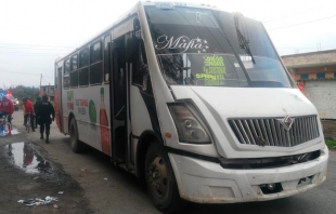 Tunden pasajeros a ladrón que intentó asaltarlos en zona norte de Toluca