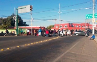 Cierran carretera que lleva a #Teotihuacan