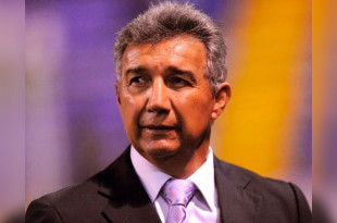 La noticia fue confirmada por el periodista Heriberto Murrieta. 